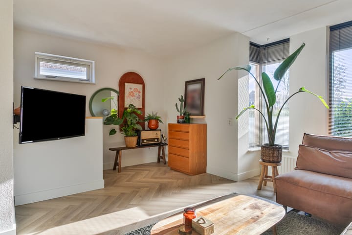 Foto 16 van Wetering 28