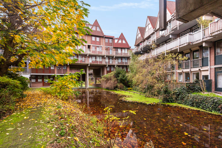 Bekijk foto 20 van Graaf Balderikstraat 62