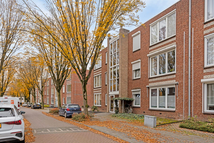 Photo 34 of Le Bron de Vexelastraat 37