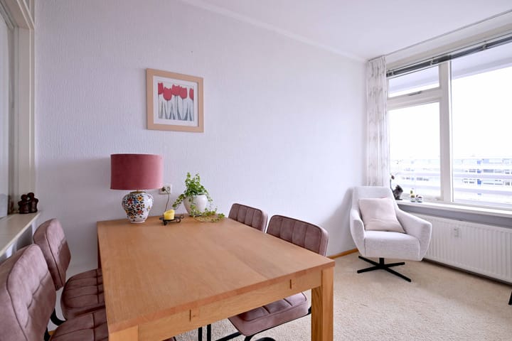 Photo 18 of Karel de Grotelaan 160