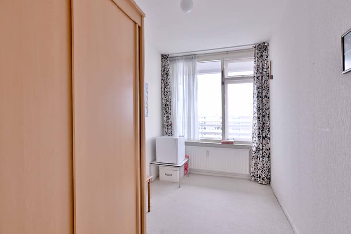 Photo 23 of Karel de Grotelaan 160