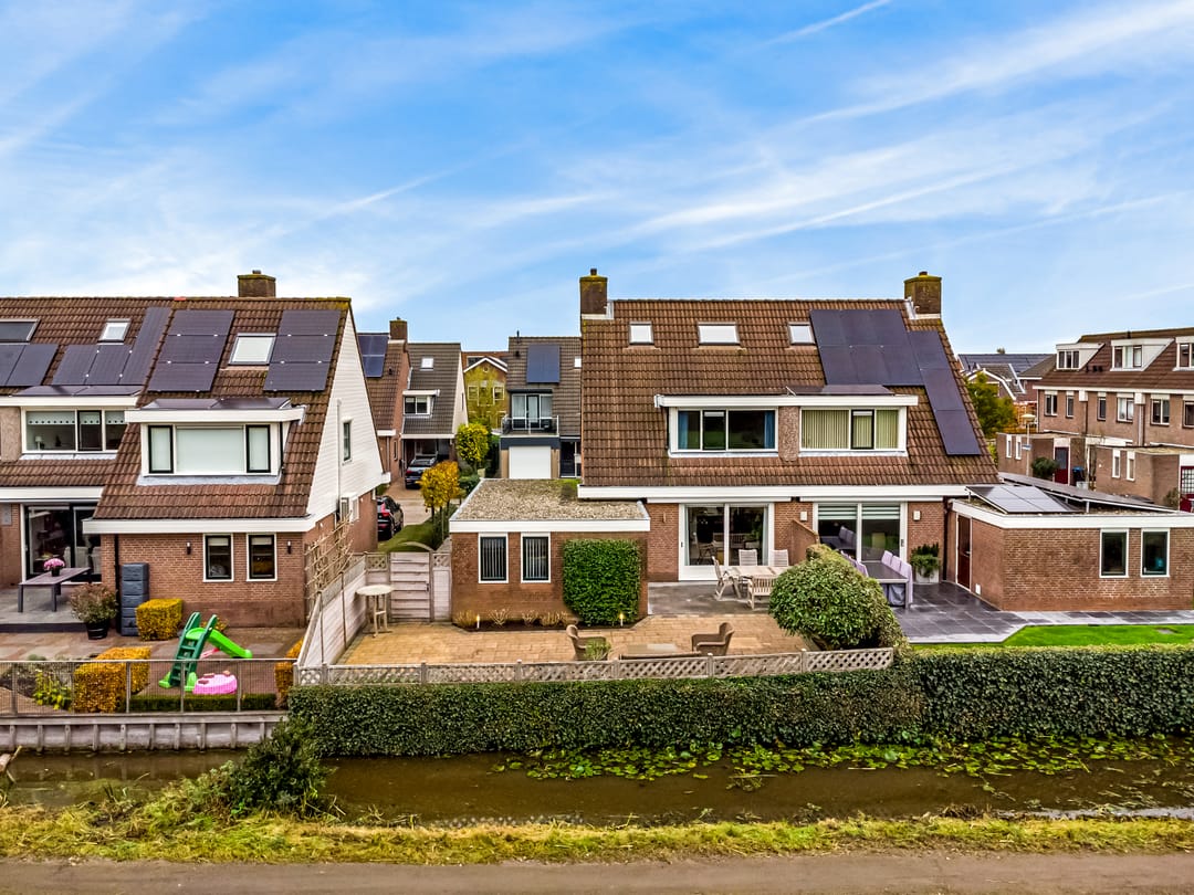 Foto 2 van Hof van Waarder 10