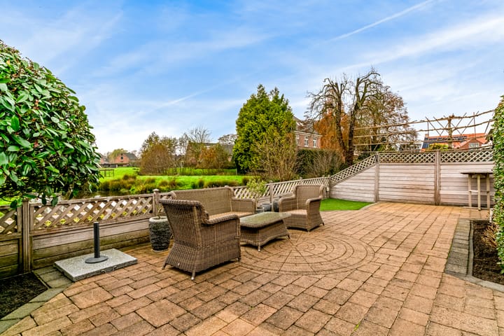 Foto 3 van Hof van Waarder 10