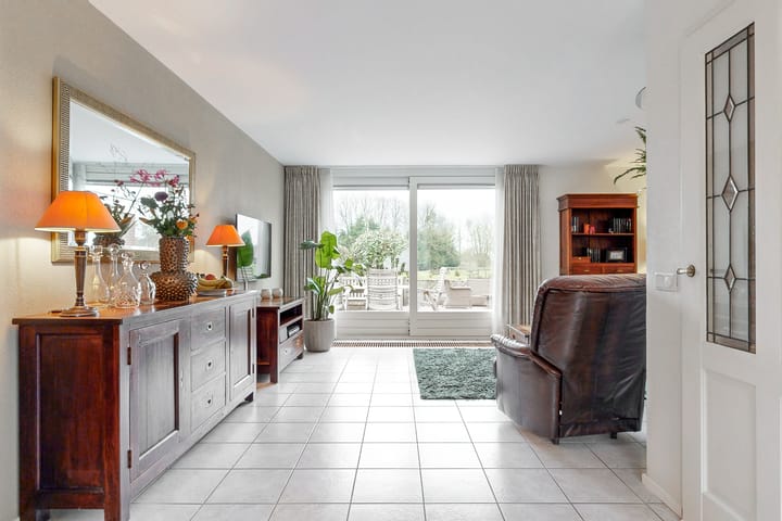 Foto 10 van Hof van Waarder 10