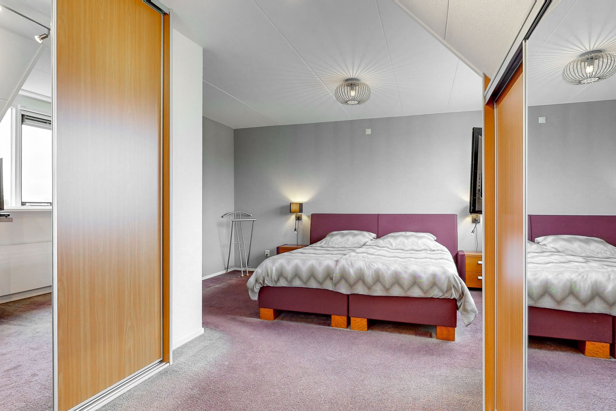 Foto 21 van Hof van Waarder 10