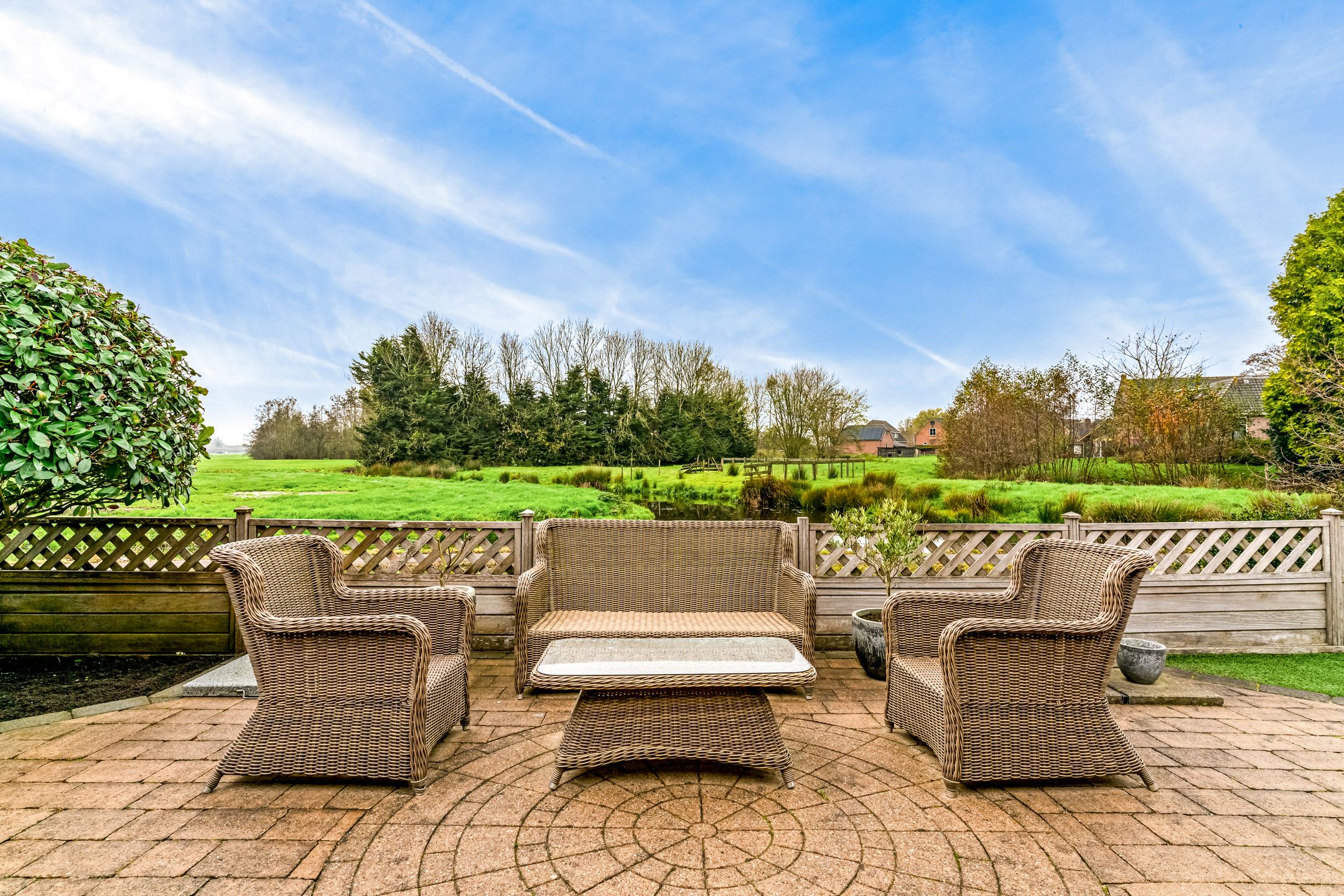 Foto 30 van Hof van Waarder 10