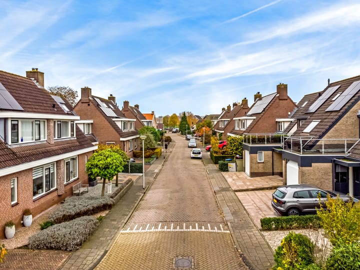 Foto 37 van Hof van Waarder 10