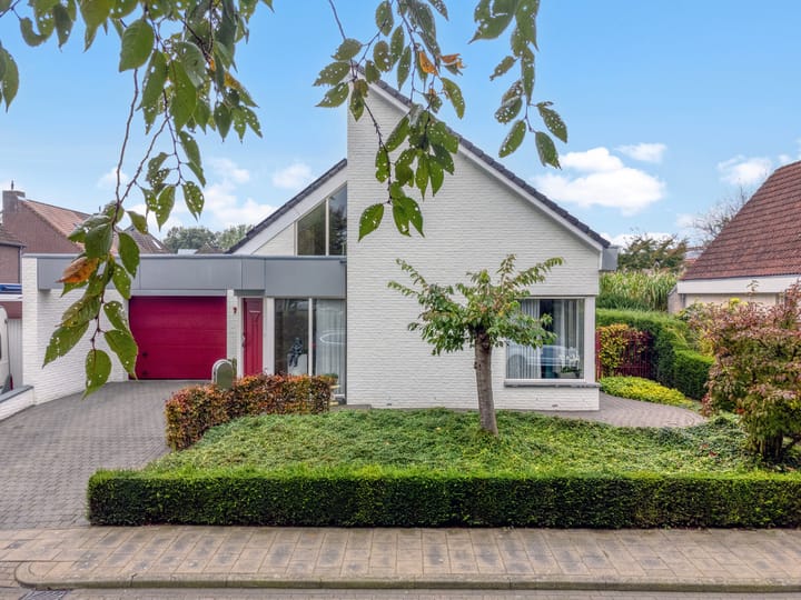 Foto 1 van Gropiusstraat 9