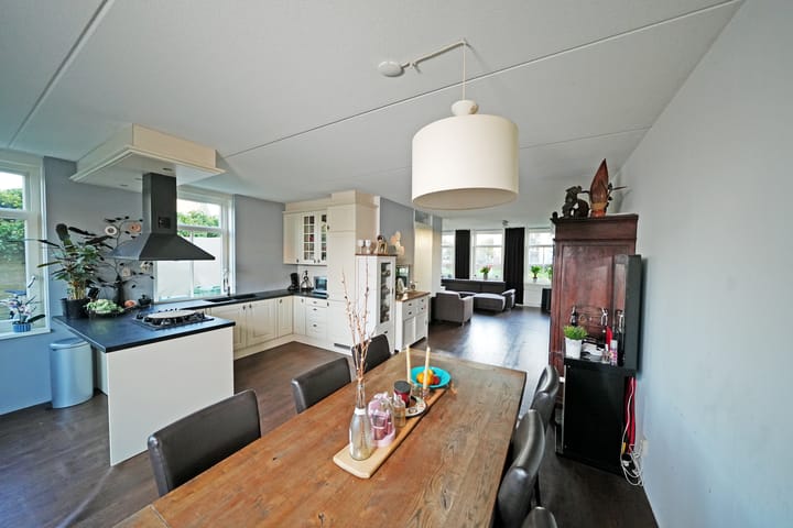 Foto 12 van Distelvlinder 1