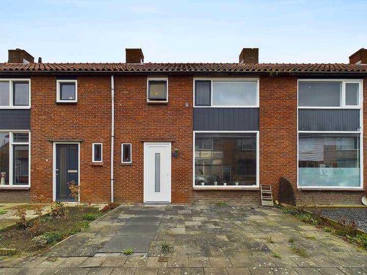 Foto 1 van Margrietstraat 8