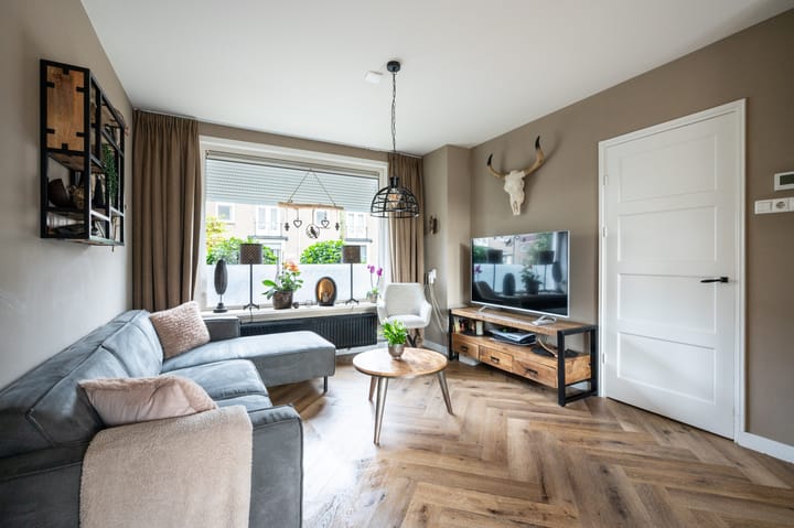 Foto 5 van Debussylaan 8