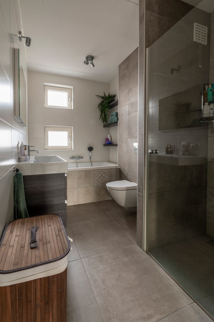 Foto 12 van Mettenstraat 3