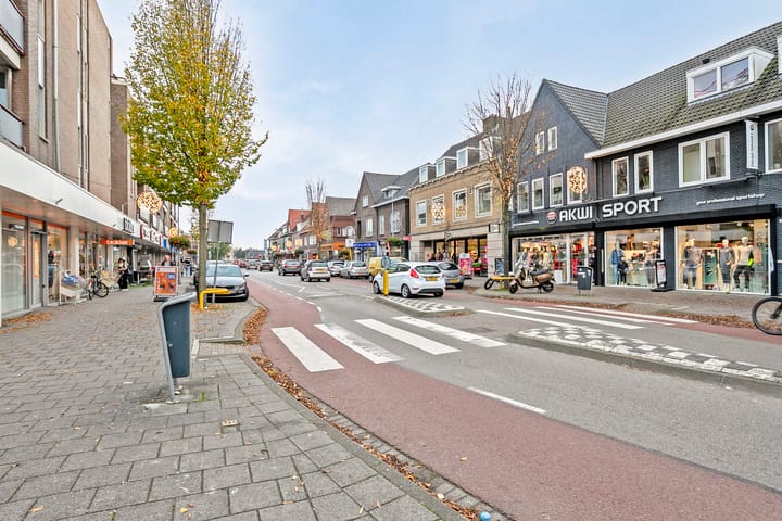 Foto 39 van Jeroen Boschlaan 2-08