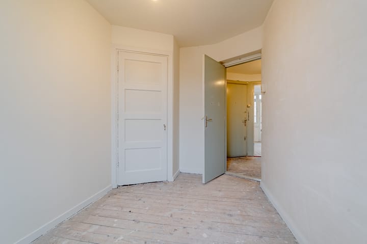 Foto 11 van Robert Scottstraat 24-2