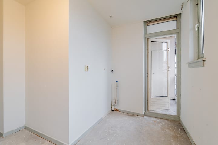 Foto 13 van Robert Scottstraat 24-2