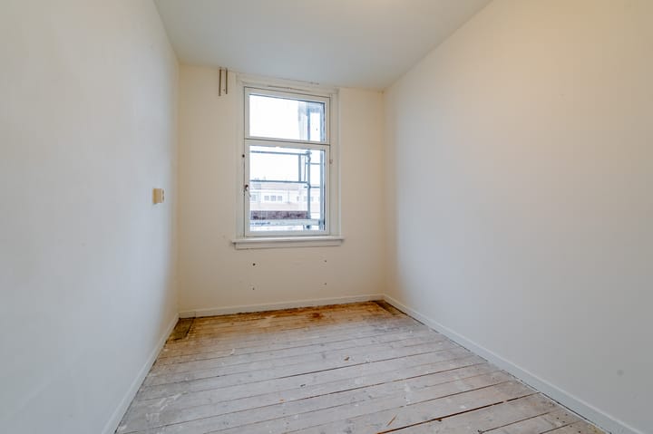 Foto 14 van Robert Scottstraat 24-2