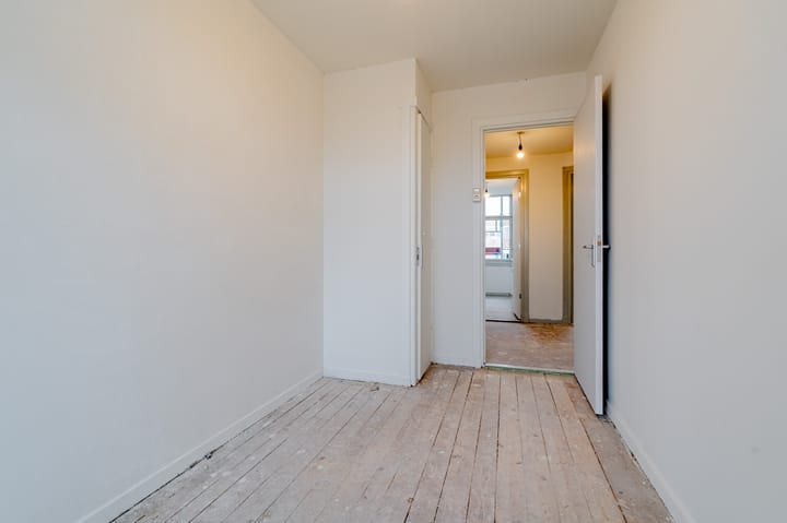 Foto 15 van Robert Scottstraat 24-2