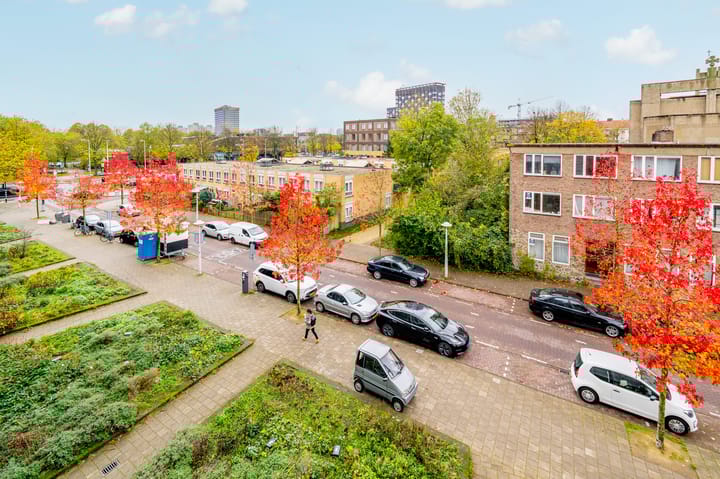 Foto 30 van Robert Scottstraat 24-2