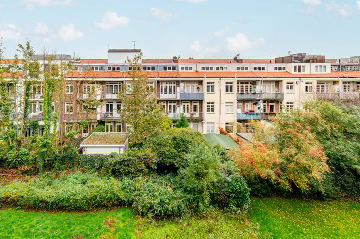 Foto 28 van Robert Scottstraat 24-2