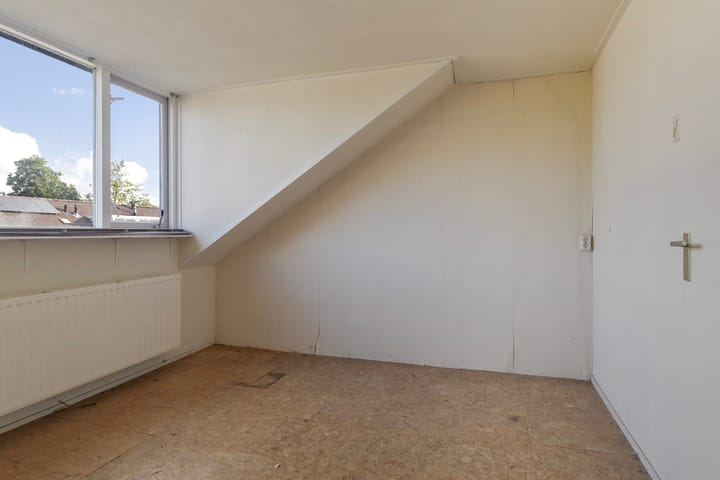 Foto 30 van Obe Postmawei 26