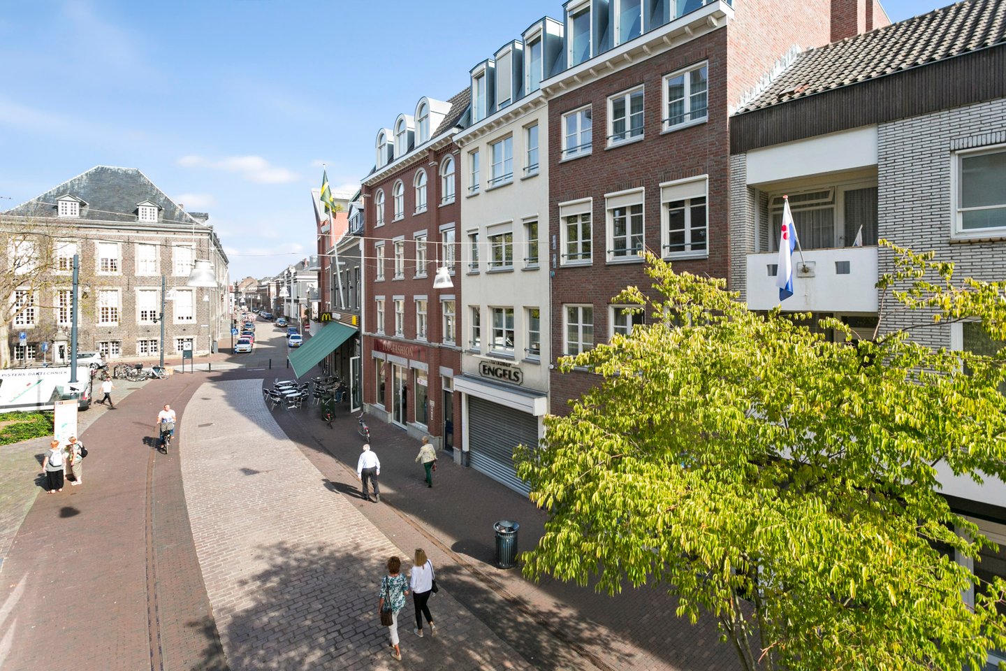 View photo 1 of Hamstraat 48