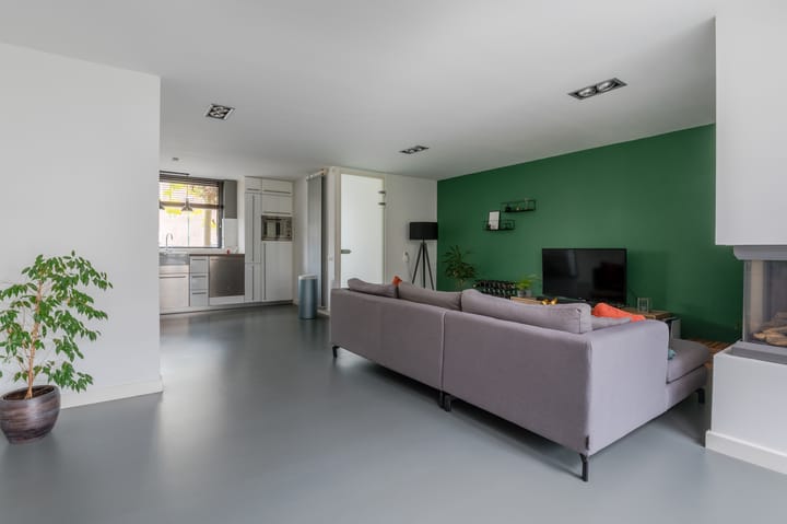 Photo 9 of Roskamp 30