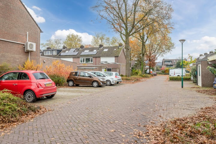 Photo 38 of Roskamp 30