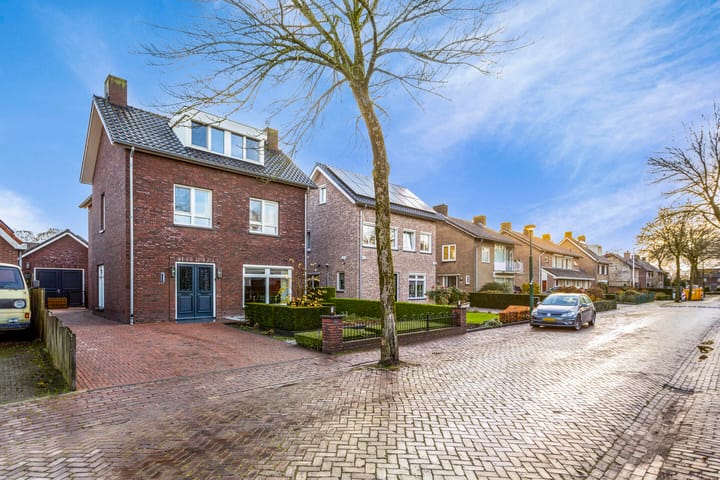 Foto 44 van Marie Trompstraat 18