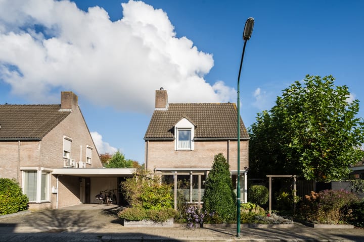 Foto 1 van Schutsakker 8