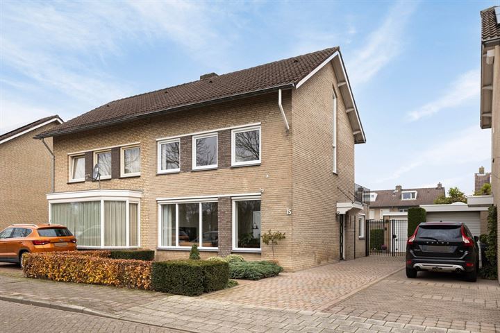 View photo of Beatrixstraat 15