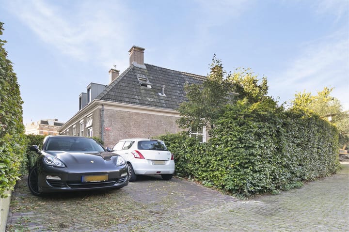 Foto 42 van Kerkplein 6