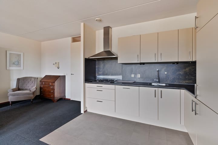 Foto 12 van Loopstraat 11