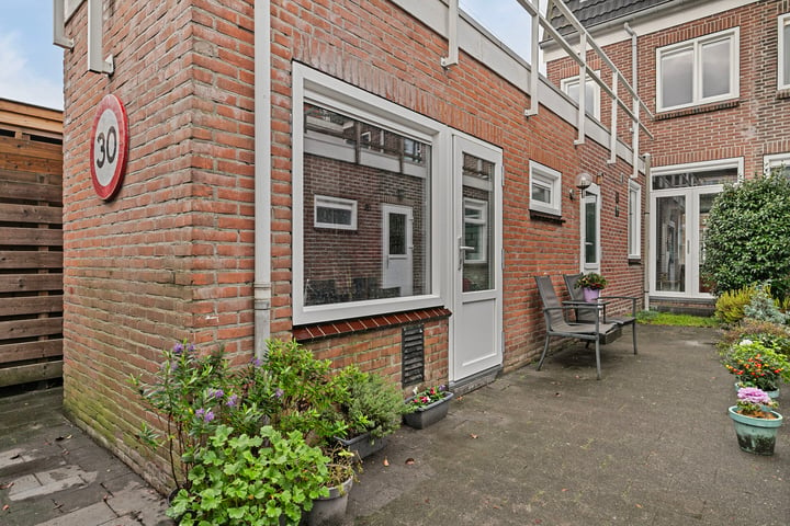 View photo 26 of Nieuwstraat 8