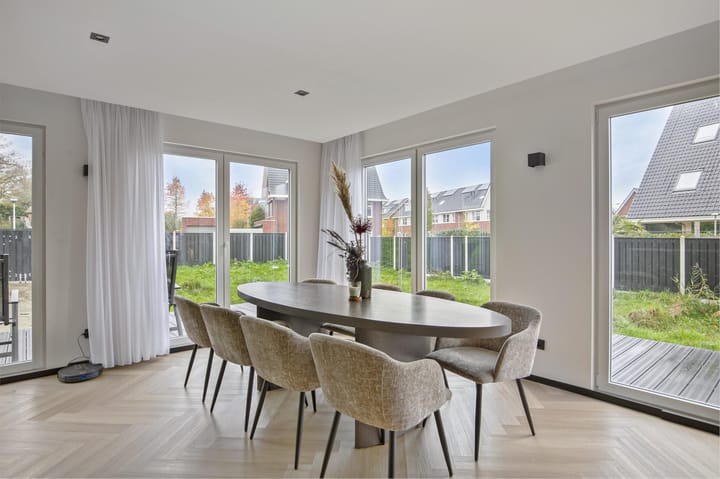 Foto 10 van Middenmolendijk 179