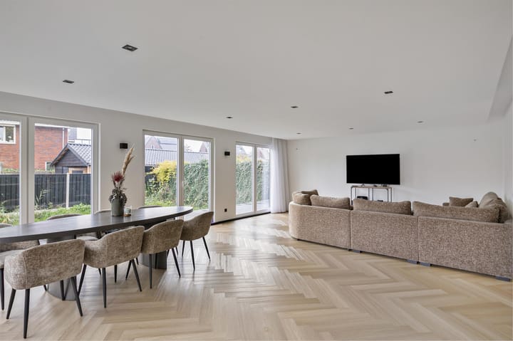 Foto 8 van Middenmolendijk 179