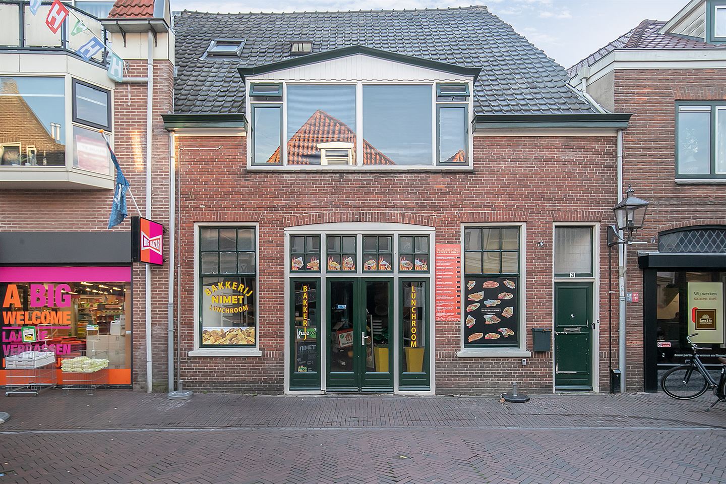 Bekijk foto 1 van Luttekepoortstraat 19-21