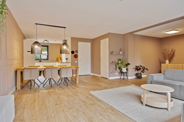 Foto 3 van Maneschijn 34