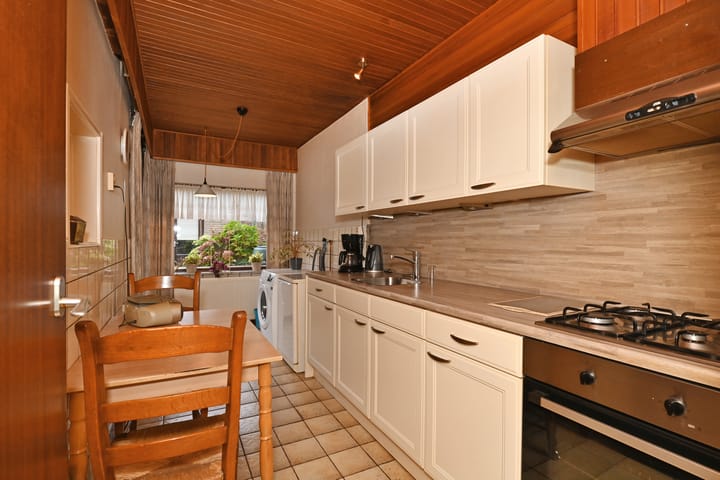 Foto 10 van Schelpstraat 61