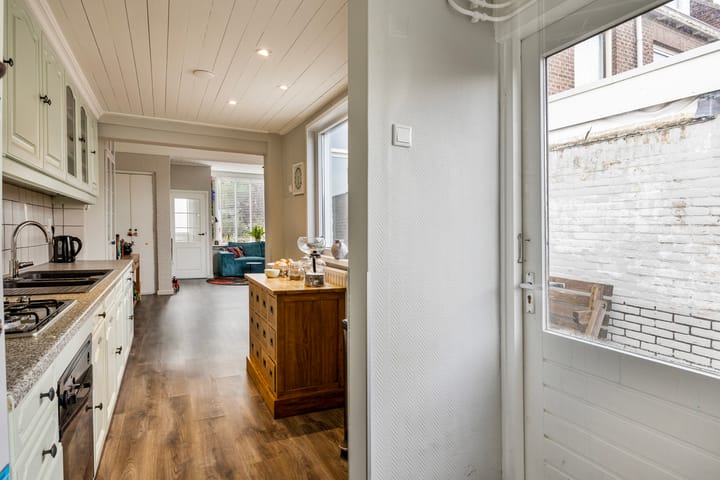 Foto 16 van Alleenhouderstraat 101