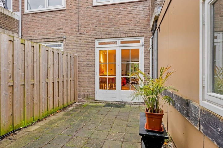 Bekijk foto 15 van Frederik van Eedenstraat 74