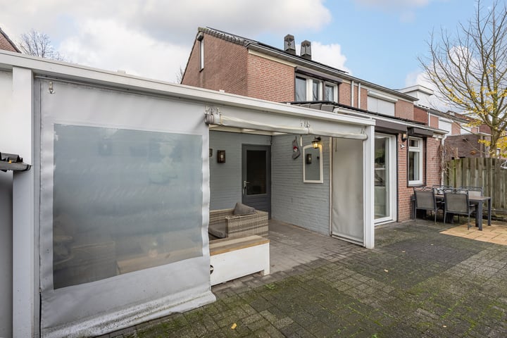 Bekijk foto 24 van Delstraat 19