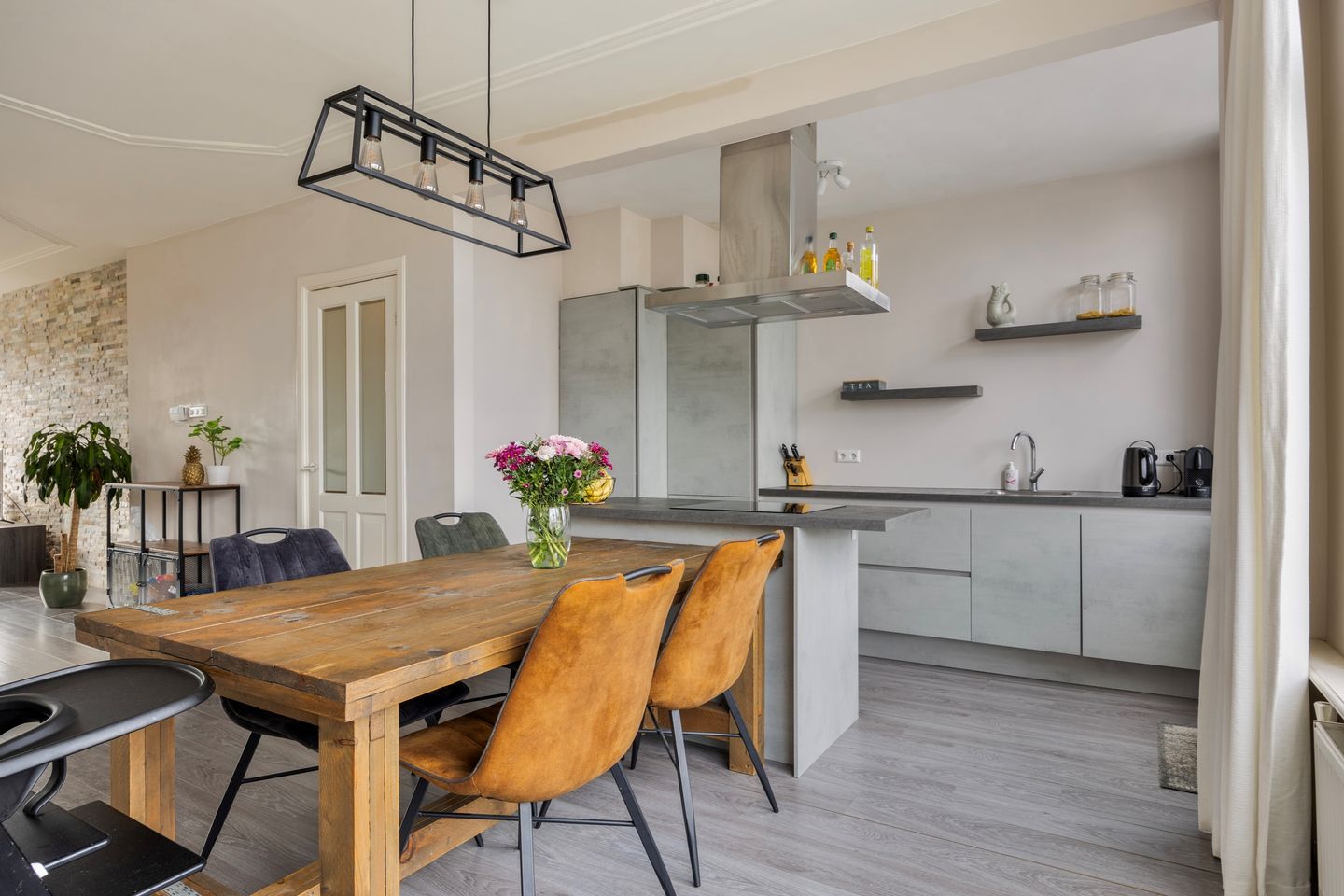 Foto 1 van Apeldoornselaan 259