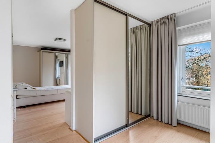 Foto 25 van Rhenendael 66