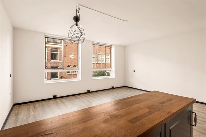 Bekijk foto 11 van Ruysdaelstraat 73-K