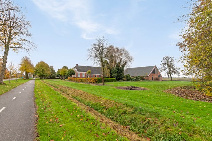 Photo 8 of Zuidzijde 32