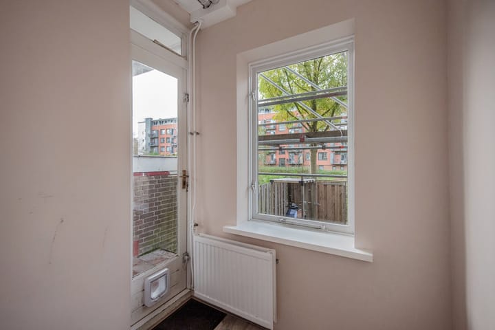 Photo 13 of Burgemeester Elsenlaan 56