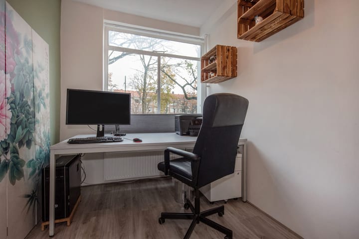 Photo 21 of Burgemeester Elsenlaan 56