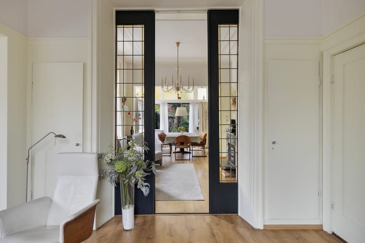 Foto 8 van Burg. Tutein Noltheniuslaan 25