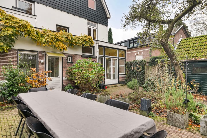 Foto 40 van Burg. Tutein Noltheniuslaan 25