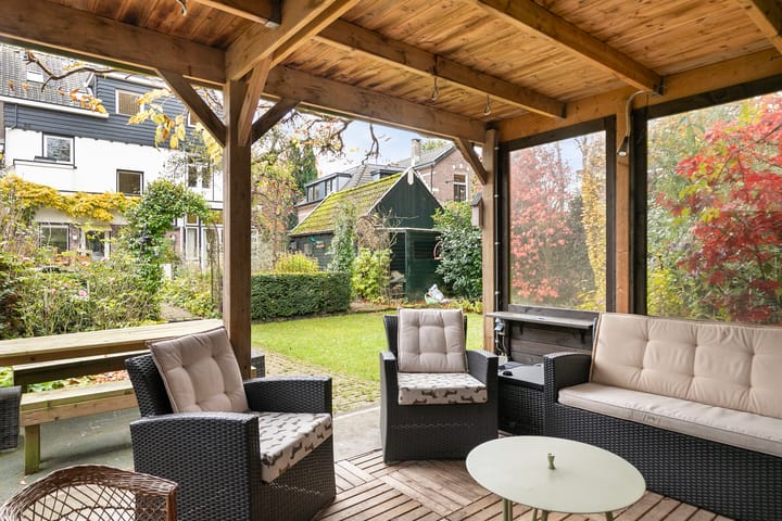 Foto 46 van Burg. Tutein Noltheniuslaan 25